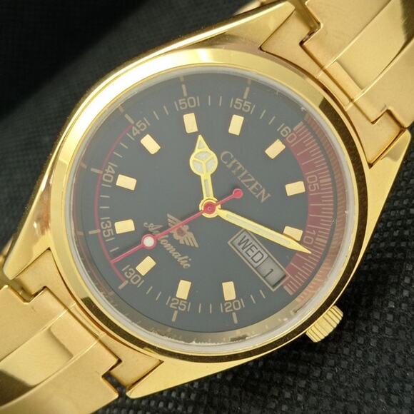 Citizen Other - Vintage 1974 Citizen Automatic Mens Gold Watch W/daydate & Red accents